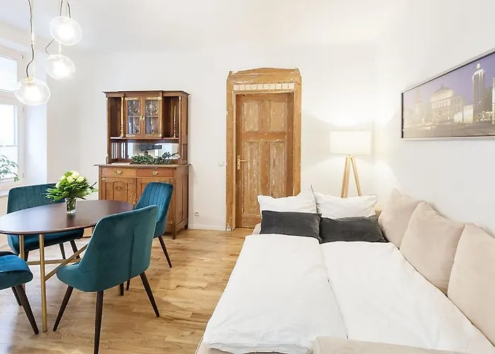 Stilvoll & Ruhig - Zentrale Top-Lage - King Bett